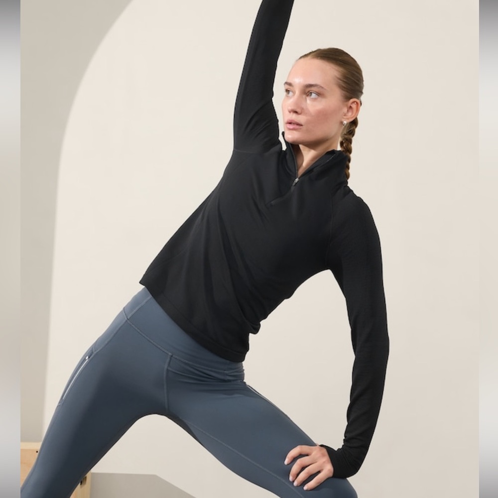 Athleta Flurry Half Zip Mock Neck Top